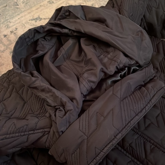 Weathercast Black Houndstooth Quilted Jacket with Hideaway Hood - Picture 15 of 16